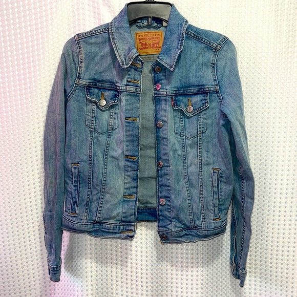 Levi's Jackets & Blazers - 🙌🏼WOOHOO SOLD🙌🏼Levi Strauss Levi's Womens Denim Jacket Sz Juniors Medium